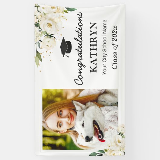 Greenery White Floral Graduation Party Afstudeerde Spandoek (Verticaal)