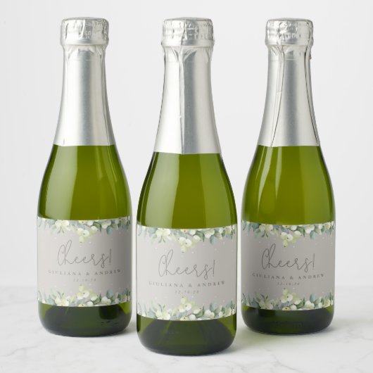 Greige Snowberry + Eucalyptus Winter Bruiloft Mini Sparkling Wijnetiket (Flessen)