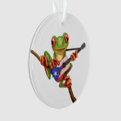 Grenouille d'arbre jouant le blanc de guitare de (devant)