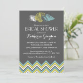 Grey Chevron Seashells Invitation de la douche nup (Debout devant)