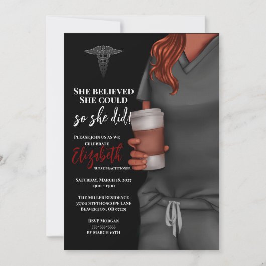 Grey Scrubs Verpleegkunde School Afstuderen Uitnod Kaart (Voorkant)