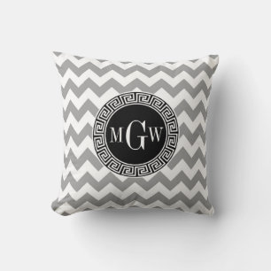 Grey Whisky Chevron Black Griekse sleutel 3 Monogr Kussen