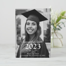 Greyscale Foto Afstuderen Aankondiging