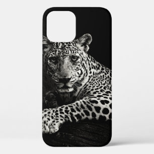 GREYSCALE FOTO VAN LYING LEOPARD iPhone 12 HOESJE