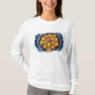 Griekenland, Kreta. Een kom met mediterrane T-shirt