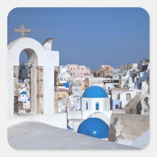 Griekenland, Santorini. Kellentoren en blauwe domp Vierkante Sticker (Voorkant)