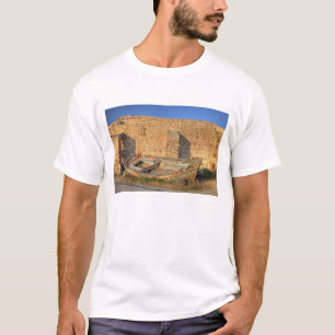 Griekenland, Santorini, Oia. Oude vissersboot op d T-shirt