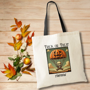 Griezelig Skelet in Pompoenparachute, Halloween Tote Bag
