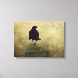 griezelige kraai in mist canvas afdruk