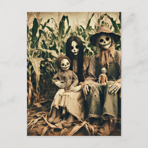 Griezelige Scarecrow familie op cornfield horror f Briefkaart