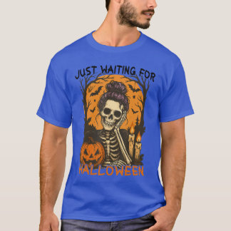 Griezelige Zomer Skelet Wachtend Op Halloween  T-shirt