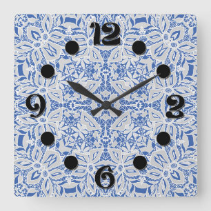 Grijs en blauw opengewerkt kantpatroon vintage vierkante klok