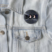 Grijs en Zwart Halloween Boo Eyeballs Button (In situ)