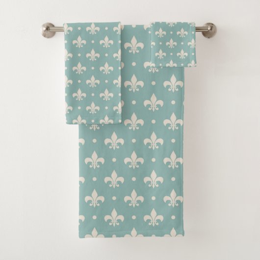 Grijs Fleur De Lis patroon op turquoise achtergron Bad Handdoek (Insitu)