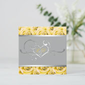 Grijs met Gele Rozen Monogrammed Uitnodiging (Staand voorkant)
