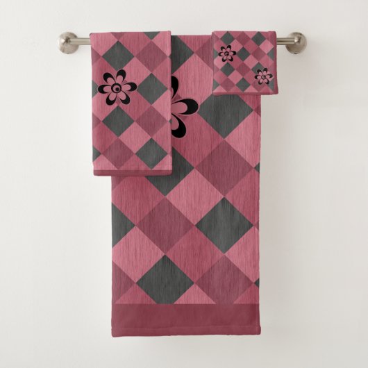 Grijs roze geometrisch geruit patroon met bloemen bad handdoek (Insitu)