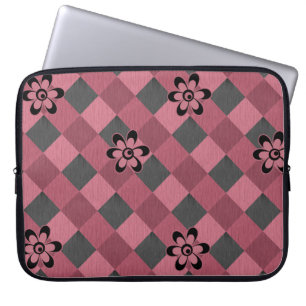 Grijs roze geometrisch geruit patroon met bloemen laptop sleeve
