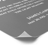 Grijs Wit Het Licht Blijft Quote Herdenking Poster (Hoek)