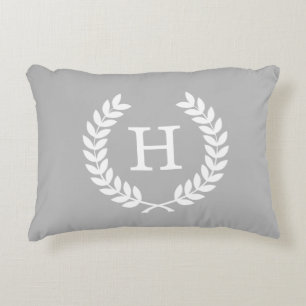 Grijs Wit Tarwe Laurier Krans Initiaal Monogram Decoratief Kussen