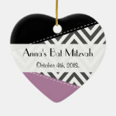 Grijs zigzag, Chevron, Zigzag Patroon, Vleermuis M Keramisch Ornament (Achterkant)