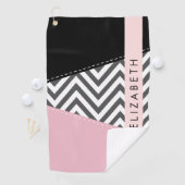 Grijs zigzag, Grijs Chevron, Roze, Jouw naam Golfhanddoek (Insitu)