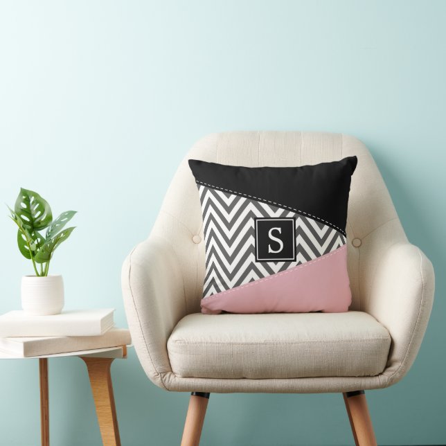 Grijs zigzag, Grijze Chevron, Roze, Monogram Kussen (Stoel)