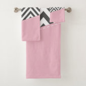 Grijs zigzag, Grijze Chevron, Zigzag Pattern, Roze Bad Handdoek (Insitu)