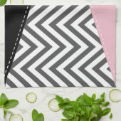 Grijs zigzag, Grijze Chevron, Zigzag Pattern, Roze Theedoek (Gevouwen)