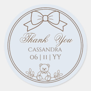 Grijsblauwe gepersonaliseerde teddybeer met strik ronde sticker