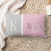 Grijze afbeelding Roze kleurenblok Monogram naam Kussen (Deken)