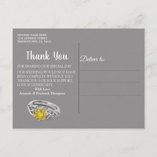 Grijze en gele tulpen met zonsondergang aankondigingskaart (Achterkant)