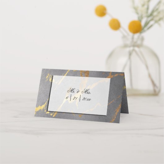 Grijze en goudkleurige receptie (Achterkant)