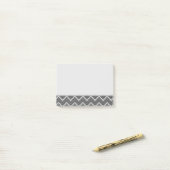 Grijze en zwarte schets post-it® notes (Op bureau)