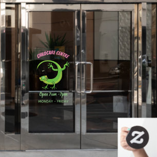 Grijze groene gekko-groeten met bug-cartoon raamsticker