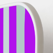 Grijze groene strepen op Paars Pickleball Paddle (Links Detail)