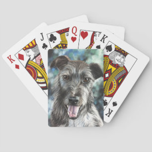 Grijze hondenpuppy pokerkaarten