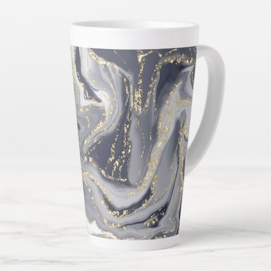 Grijze korrels, wit en goud latte mok (Rechterhoek)