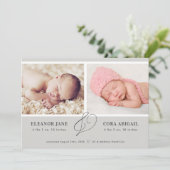 Grijze moderne tweelingaankondiging kaart (Staand voorkant)