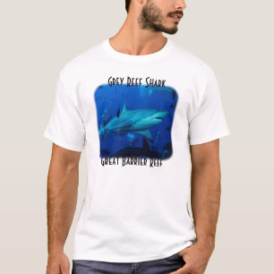 Grijze rifhaai op het Great Barrier Reef T-shirt