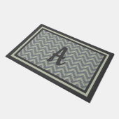 Grijze Sage Chevron Custom Monogram Ontwerp Deurmat (Schuin)