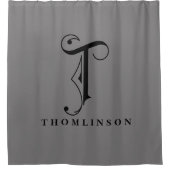 Grijze sofistikering met legant monogram T Aangepa Douchegordijn (Voorkant)