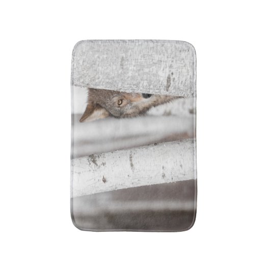 Grijze Wolf (Canis lupus) achter de boom Badmat (Voorkant Verticaal)