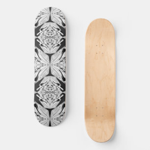 Grijze zwarte en witte vlinder Abstract Skateboard