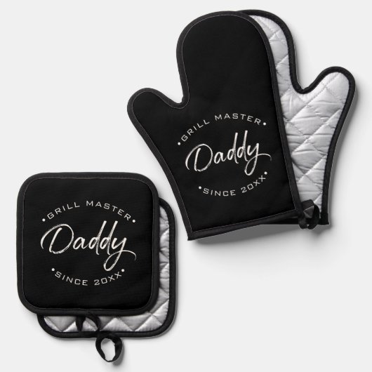 Grill Master Daddy Gepersonaliseerd Jaar Ovenwant & Pannenlap Set (Voorkant / Achterkant)