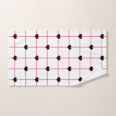 Grille de cœurs noirs avec lignes rouges (Serviette à main)