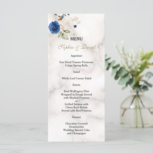 Grillige Blauwe Gouden Bloemen Monogram Bruiloft Menu (Staand voorkant)