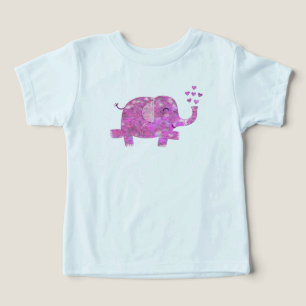 Grillige en leuke roze olifant die harten blaast