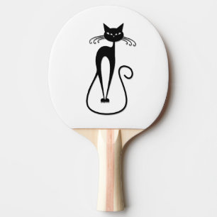 Grillige magere zwarte kat tafeltennisbatje