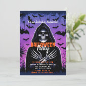 Grim Reaper Bats Sky Halloween Party Kaart (Staand voorkant)