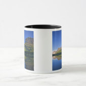 Grinnel Point en Allen Mountain reflecteren in Mok (Midden)